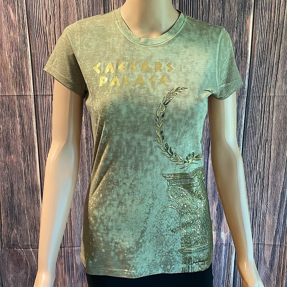 Caesar’s Palace tan & gold size medium vegas tee shirt vacation casual top